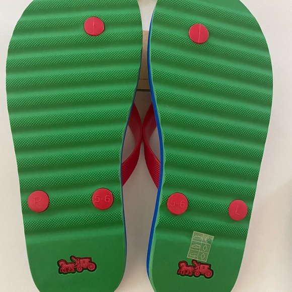 Women’s Coach Pride Rainbow Signature Flip Flops🌈​ - Picture 3 of 9